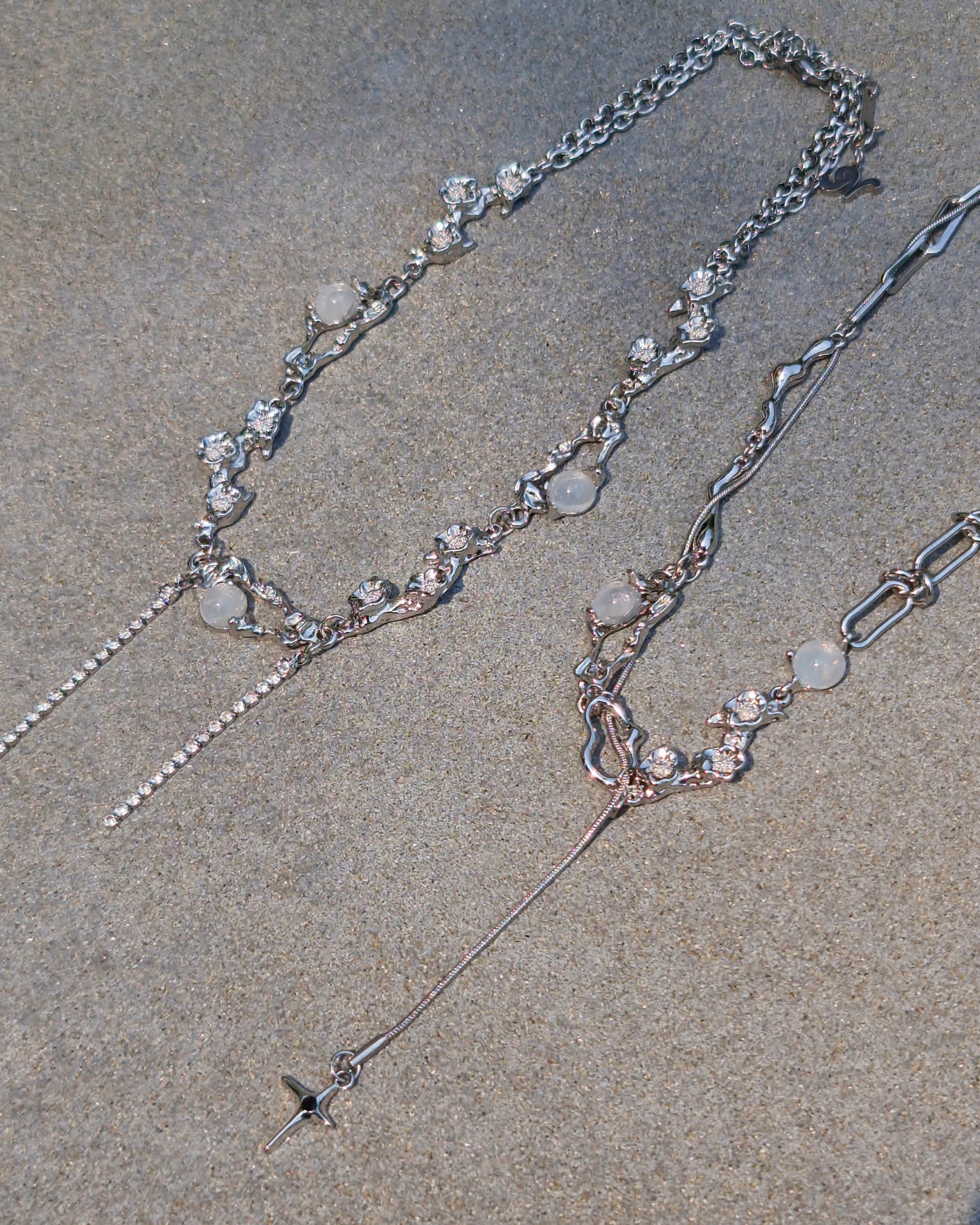 Arctic Flower Necklace