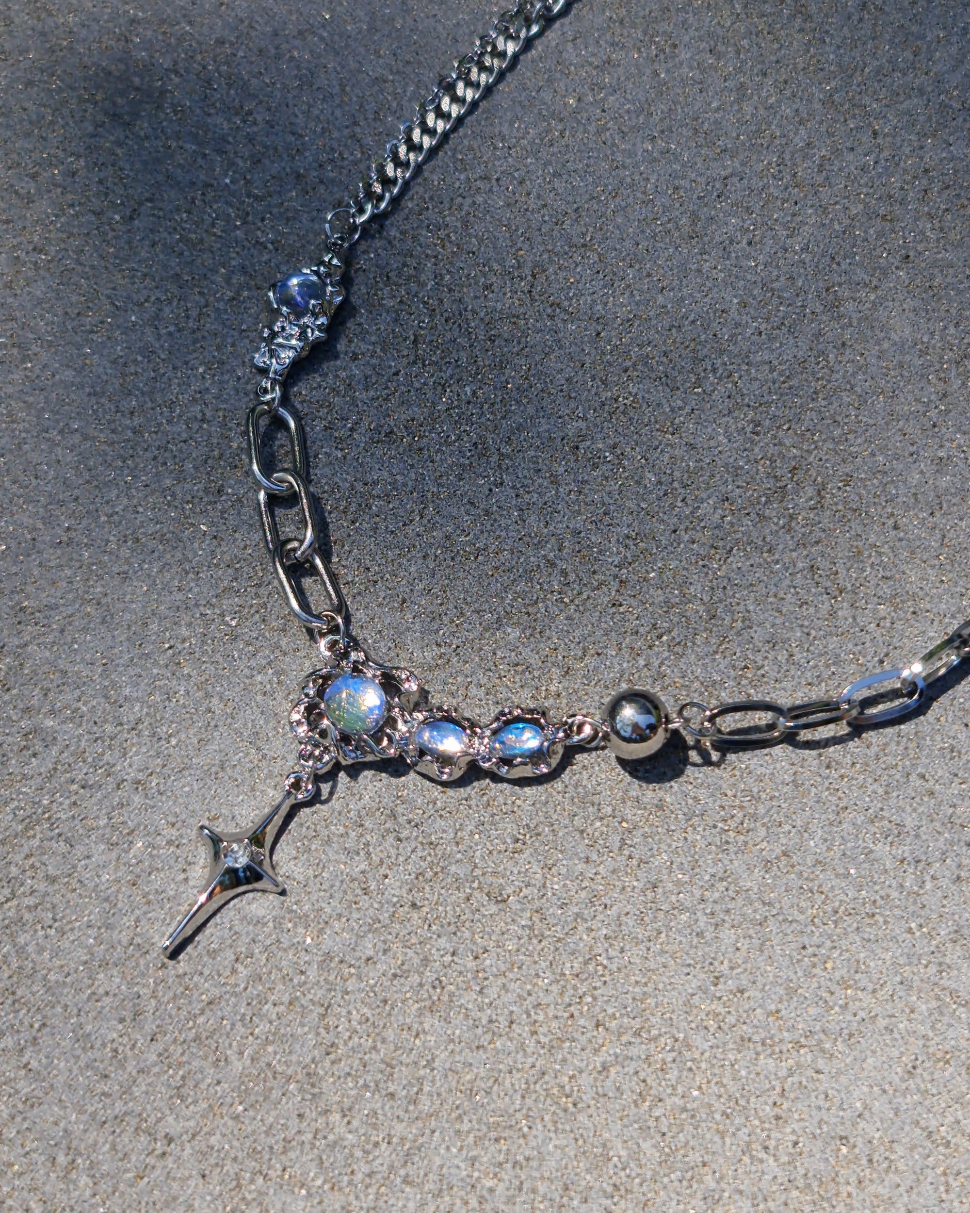 Illusion Star Necklace - Nikaneko