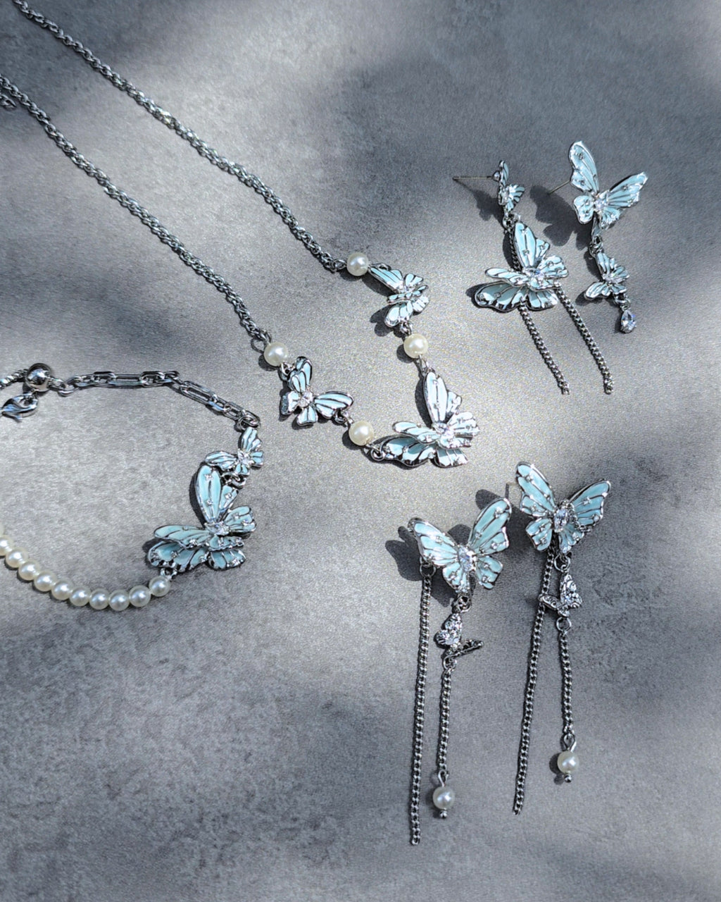 Minty Dew Butterfly Bracelet - Nikaneko