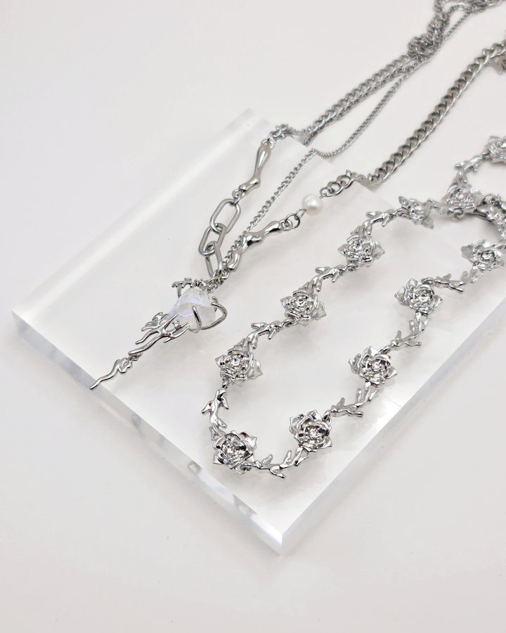 Ethereal Rosarium Necklaces - Nikaneko