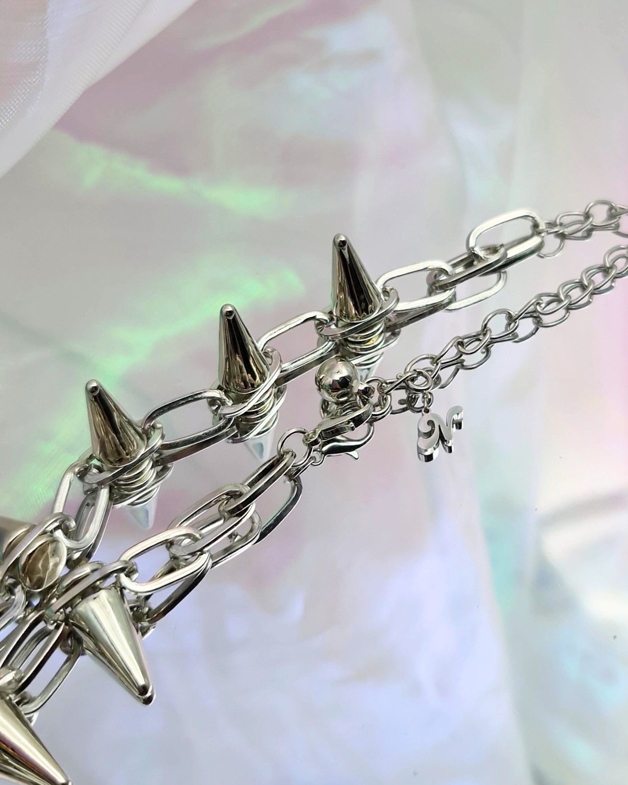 Rainbow Heart Spiky Chain Necklace - Nikaneko